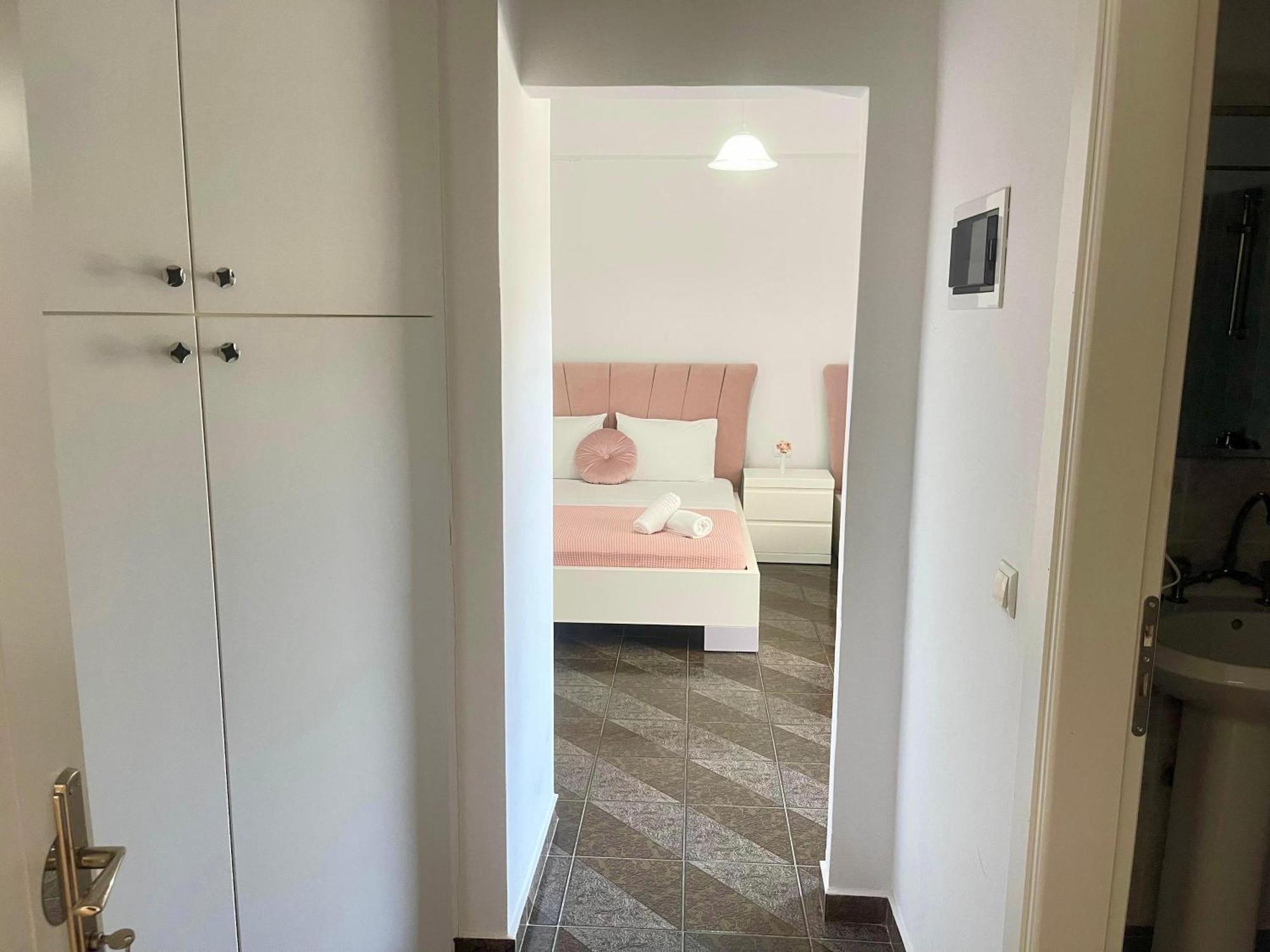 Hotel Oxhaku Saranda
