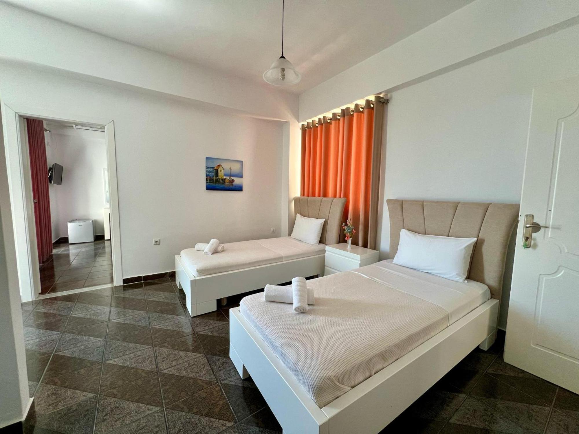 Hotel Oxhaku Saranda